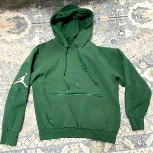 NBA Milwaukee Bucks Sweatshirt